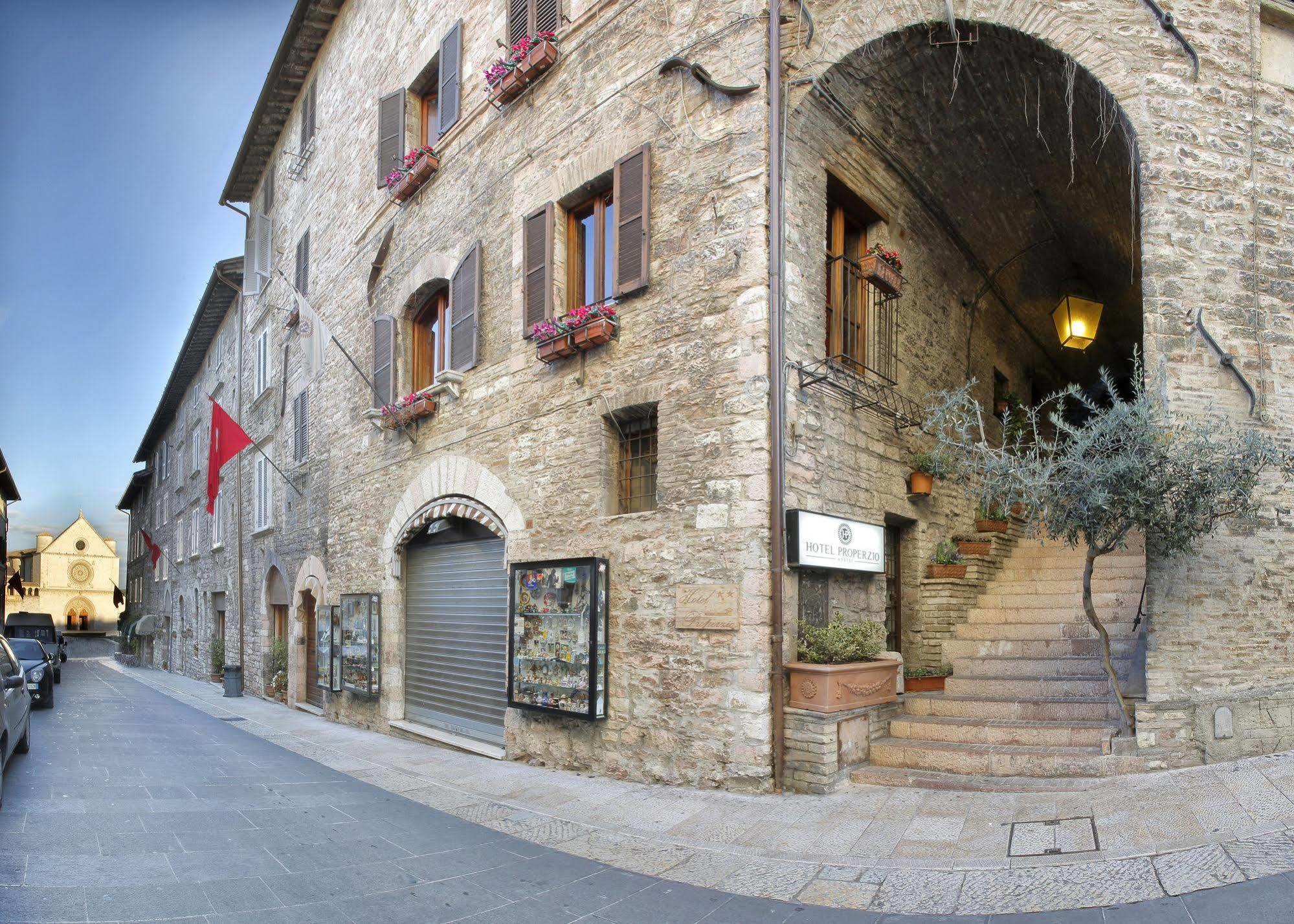 Hotel Properzio Assisi Exterior foto